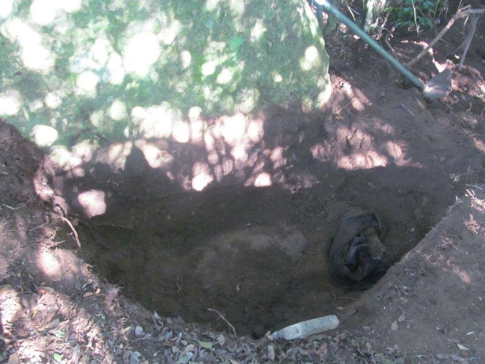 Corpo de um homem de aproximadamente 35 anos foi encontrado em cemit&eacute;rio clandestino em um matagal de Viam&atilde;o