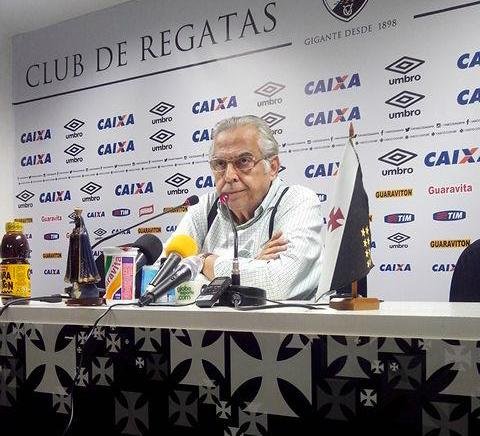 Eurico reclamou da atitude de Romildo Bolzan Jr de convidar Doriva para treinar o Gr&ecirc;mio