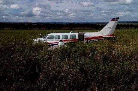Avi&atilde;o com apresentadores fez pouso for&ccedil;ado em fazendo no MS