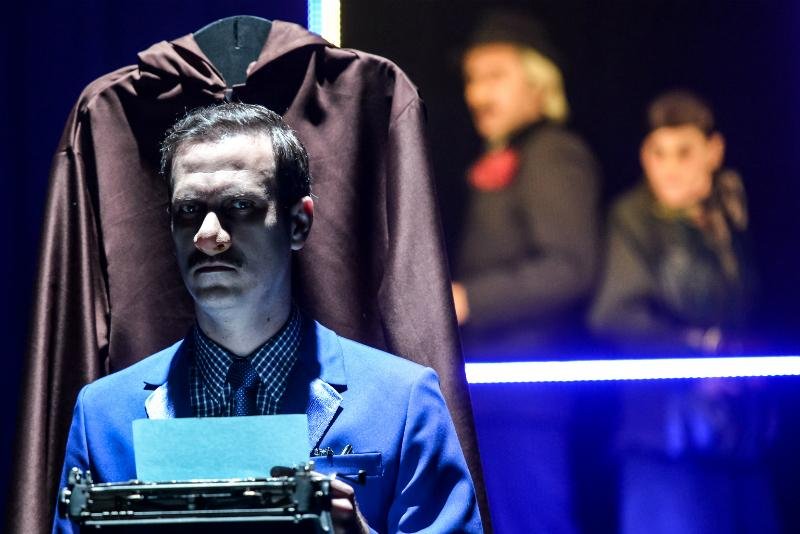 Carlos Ramiro em &lsquo;A Vida Dele&rsquo;, atra&ccedil;&atilde;o do pr&oacute;ximo s&aacute;bado, com entrada franca 