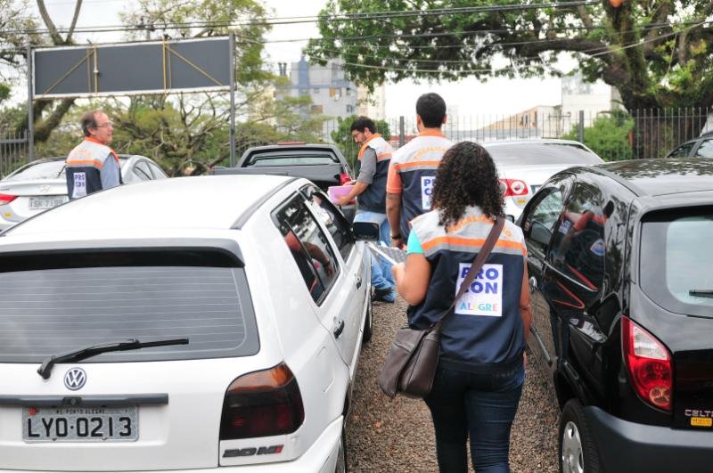 No contrato dever&aacute; constar cl&aacute;usula com informa&ccedil;&otilde;es sobre natureza e valor dos tributos da opera&ccedil;&atilde;o
