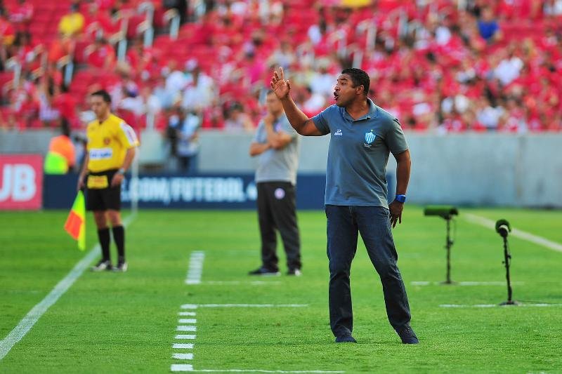 Roger Machado pode ser anunciado como t&eacute;cnico do Gr&ecirc;mio 