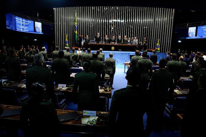 Vota&ccedil;&atilde;o da MP que restringe acesso ao seguro-desemprego foi de 36 votos favor&aacute;veis e 32 contr&aacute;rios  