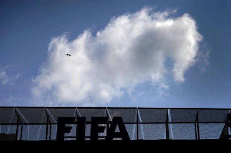 Uefa pede adiamento da elei&ccedil;&atilde;o da Fifa