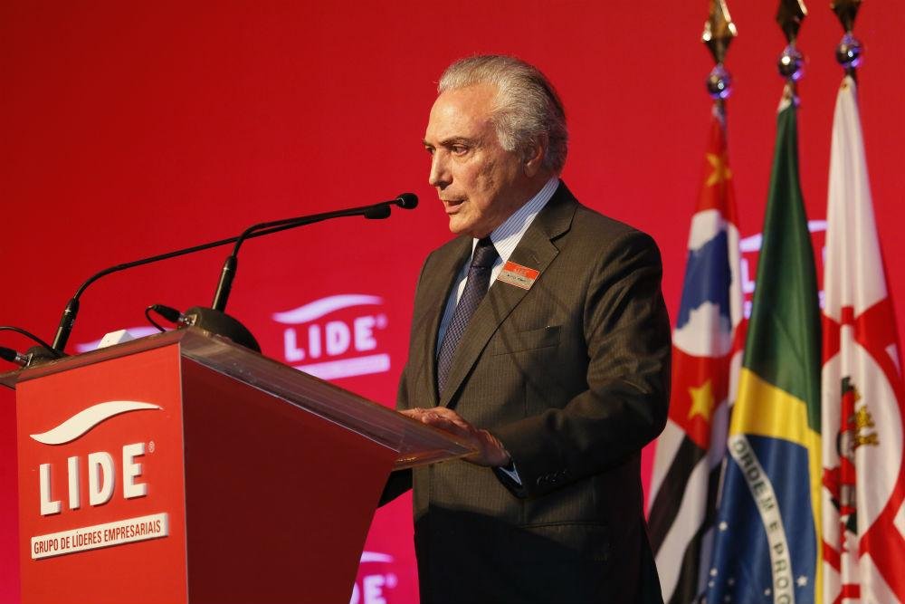 Temer: Dilma analisar&aacute; veto a mudan&ccedil;a no fator previdenci&aacute;rio