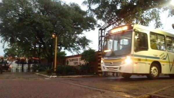 &Ocirc;nibus da Trevo foram liberados pelo Batalh&atilde;o de Choque da BM