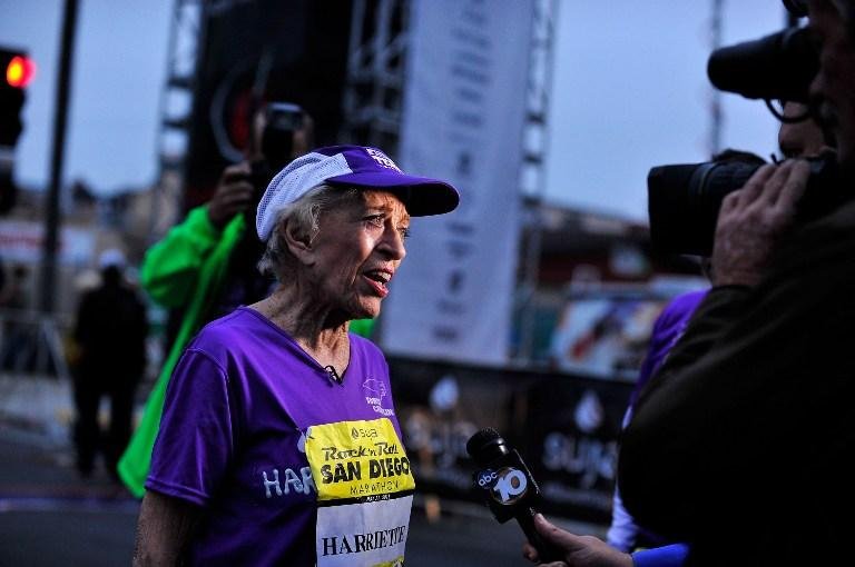 Americana de 92 anos &eacute; a mulher mais velha a completar a maratona