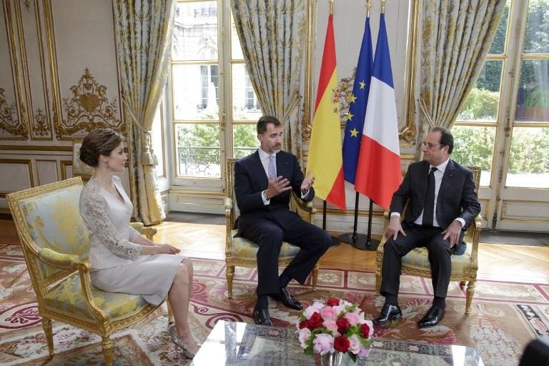 Reis da Espanha Felipe VI e Letizia iniciaram nesta ter&ccedil;a-feira uma visita de Estado de tr&ecirc;s dias &agrave; Fran&ccedil;a