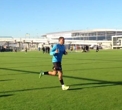 Edinho deve ficar &agrave; disposi&ccedil;&atilde;o do Gr&ecirc;mio contra S&atilde;o Paulo