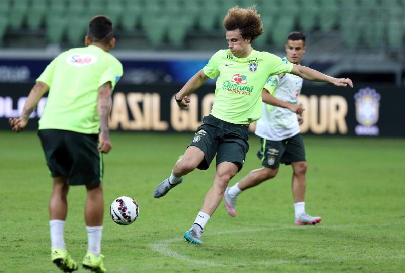 Equipe de Dunga encara o M&eacute;xico domingo