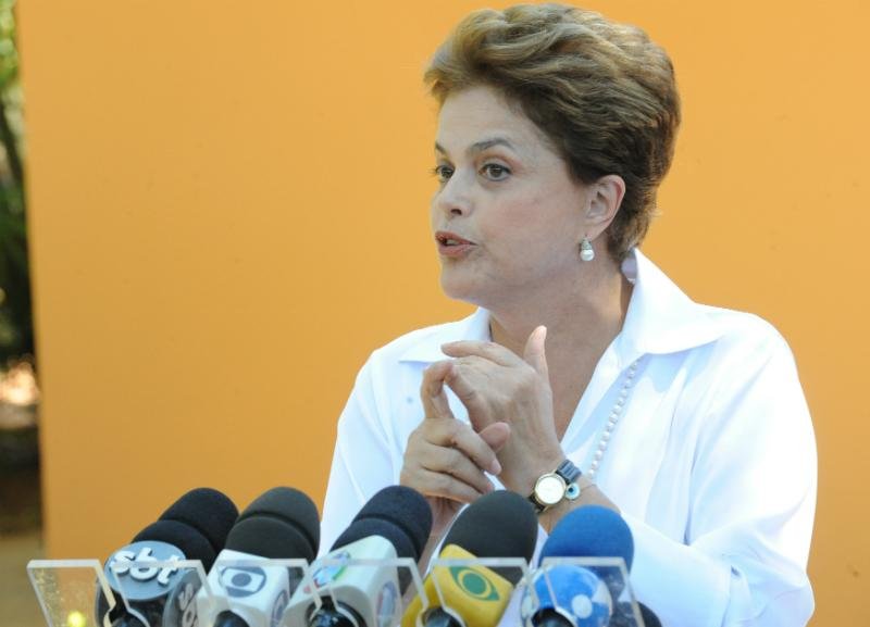 Dilma re&uacute;ne ministros neste domingo