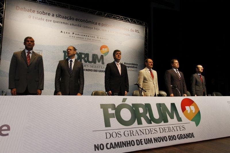 Sartori participou de f&oacute;rum nesta manh&atilde; na Assembleia Legislativa