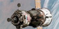 Nave Soyuz deverá trazer de volta à Terra três astronautas