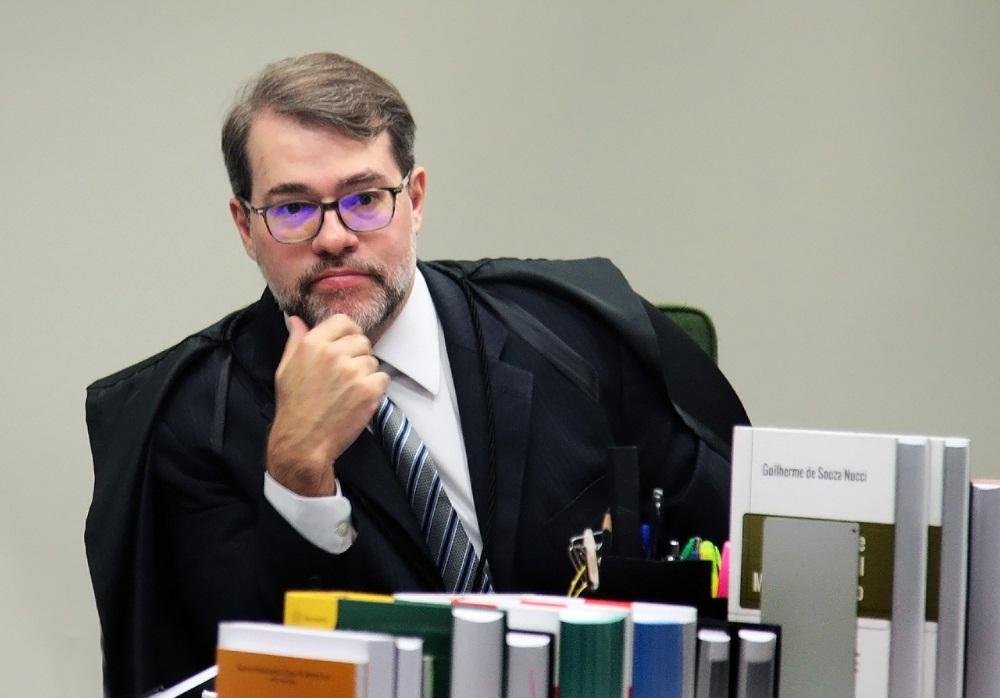 Toffoli disse que o STF deve aguardar a conclus&atilde;o das vota&ccedil;&otilde;es sobre a reforma pol&iacute;tica para se manifestar sobre os pontos que est&atilde;o sendo definidos pelo Congresso