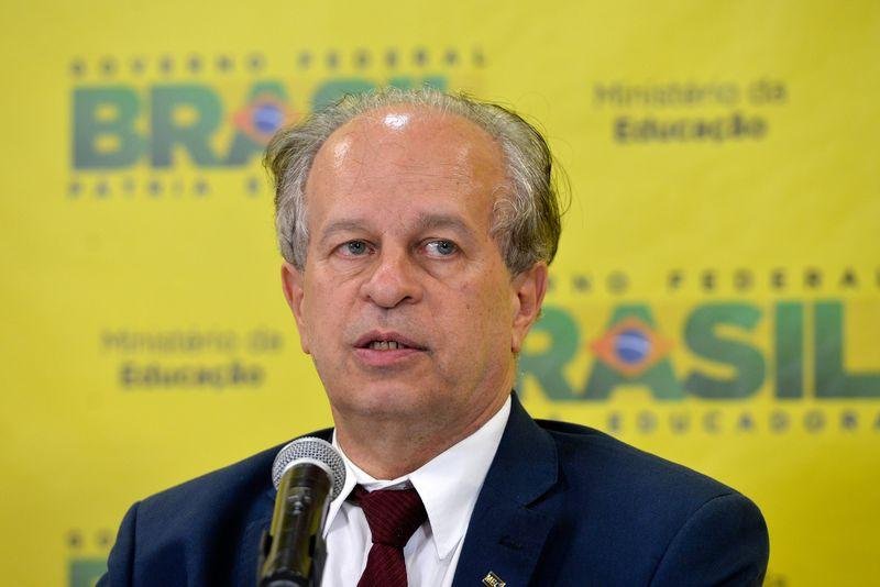 Renato Janine em coletiva durante essa semana 