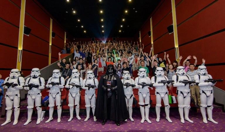 Darth Vader participa de estreia de Star Wars na China