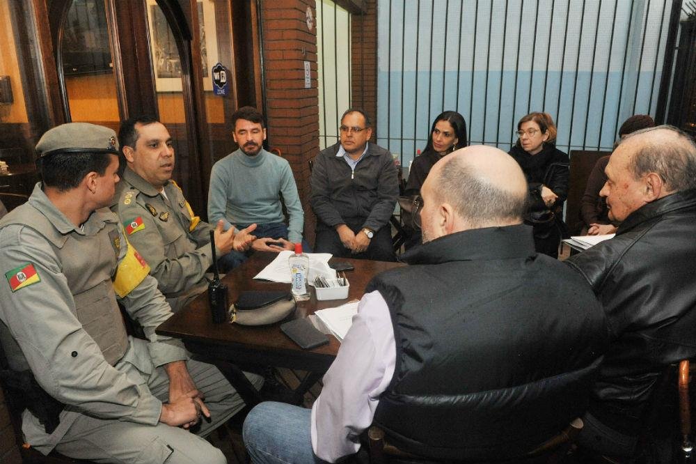 Reuni&atilde;o serviu para inteirar BM do problema