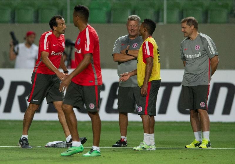 Ap&oacute;s empate, Inter d&aacute; folga de quatro dias a jogadores 
