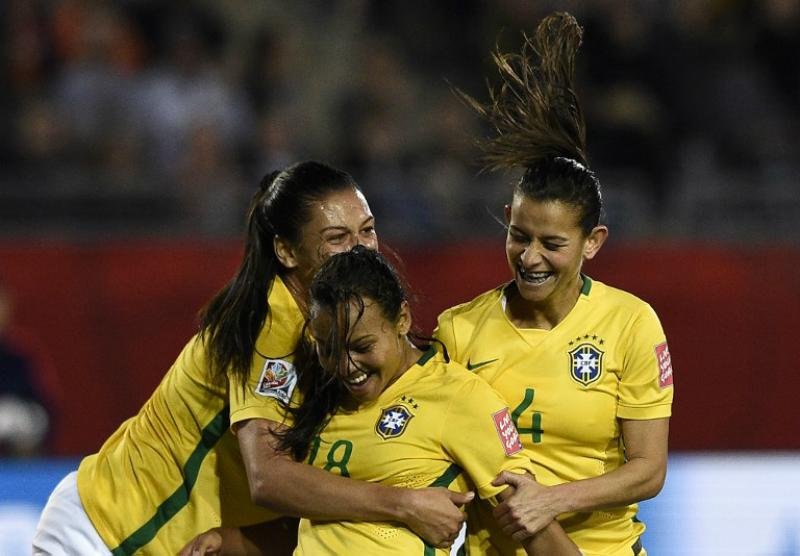 Sele&ccedil;&atilde;o feminina se supera e faz melhor campanha da Copa do Mundo