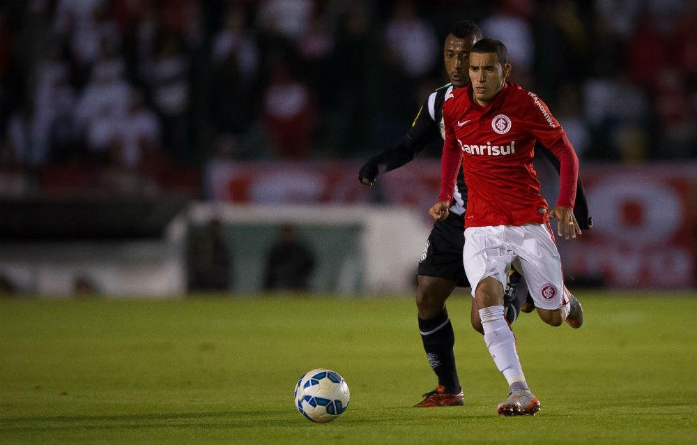 William teve boa chance no segundo tempo para marcar gol do Inter 