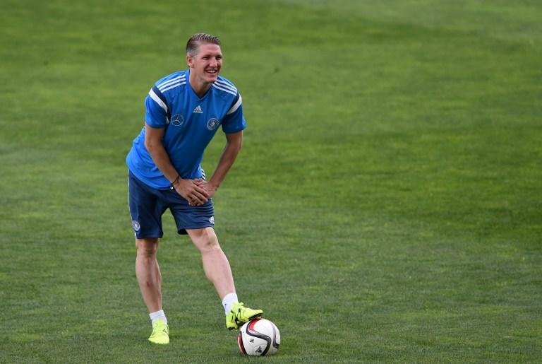 Schweinsteiger fica perto de fechar com Manchester United, diz jornal