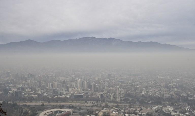 Palco da final, Santiago entra em estado de emerg&ecirc;ncia ambiental