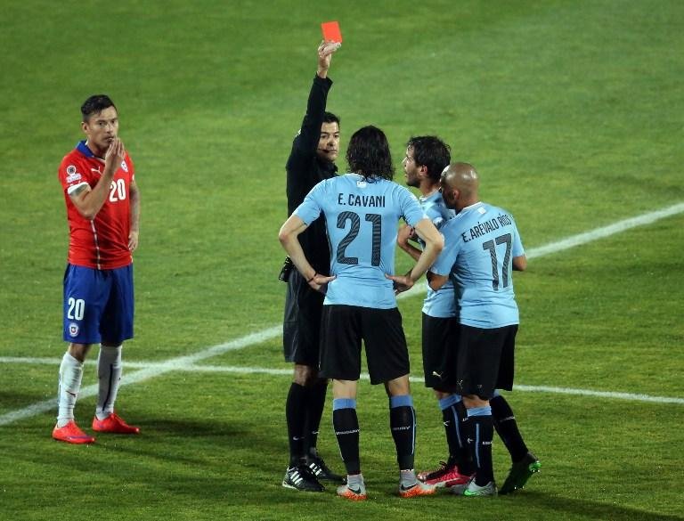 T&eacute;cnico do Uruguai reclama de arbitragem brasileira ap&oacute;s elimina&ccedil;&atilde;o