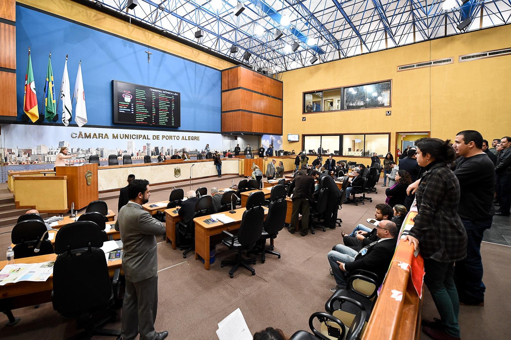 Vereadores de Porto Alegre rejeitam renova&ccedil;&atilde;o de vota&ccedil;&atilde;o de emendas ao PME