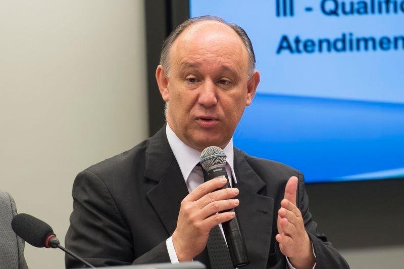 Ministro participou,no Rio de Janeiro, de ato p&uacute;blico reunindo lideran&ccedil;as sociais, pol&iacute;ticas e art&iacute;sticas contr&aacute;rias &agrave; proposta
