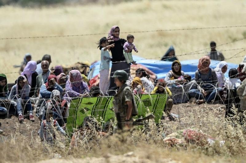 Civis curdos fugiram de Kobane