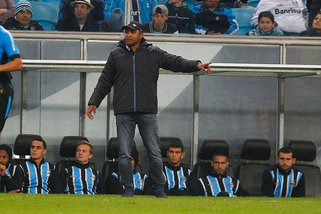 Roger Machado n&atilde;o fez mist&eacute;rio e confirmou que Marcelo Hermes, na esquerda, e Lucas Ramon, na direita