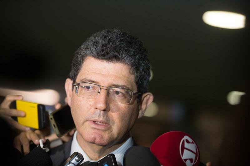 Ministro da Fazenda sofreu uma embolia pulmonar