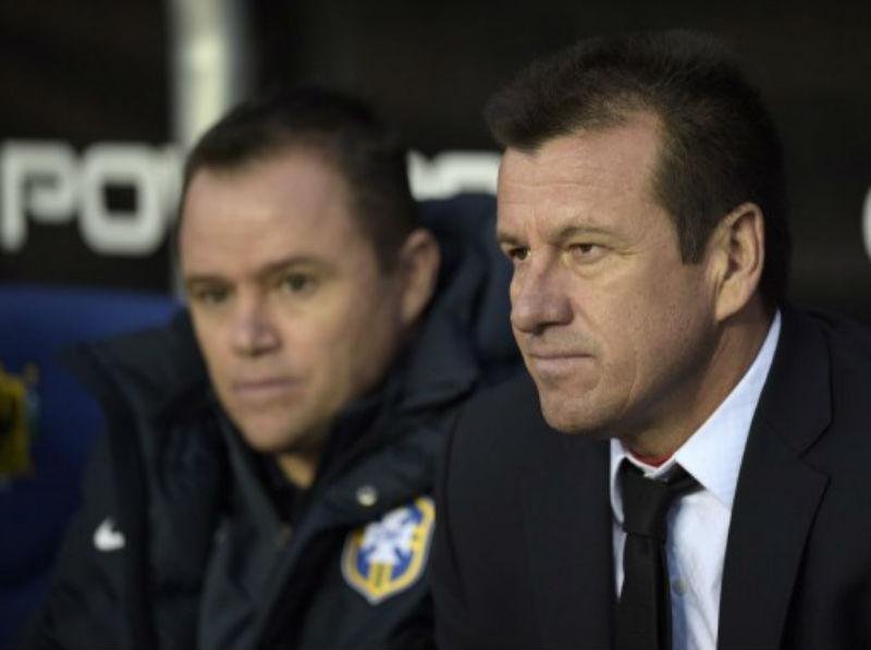 CBF garante perman&ecirc;ncia de Dunga