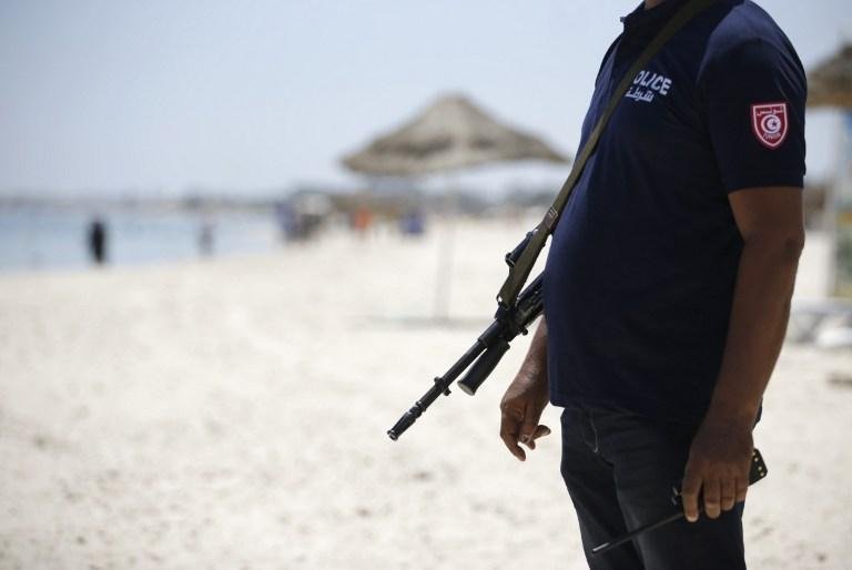 Tun&iacute;sia vai destacar mil policiais para zonas tur&iacute;sticas