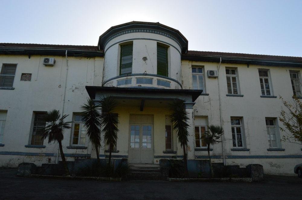 Hospital negocia a contrata&ccedil;&atilde;o de novos m&eacute;dicos