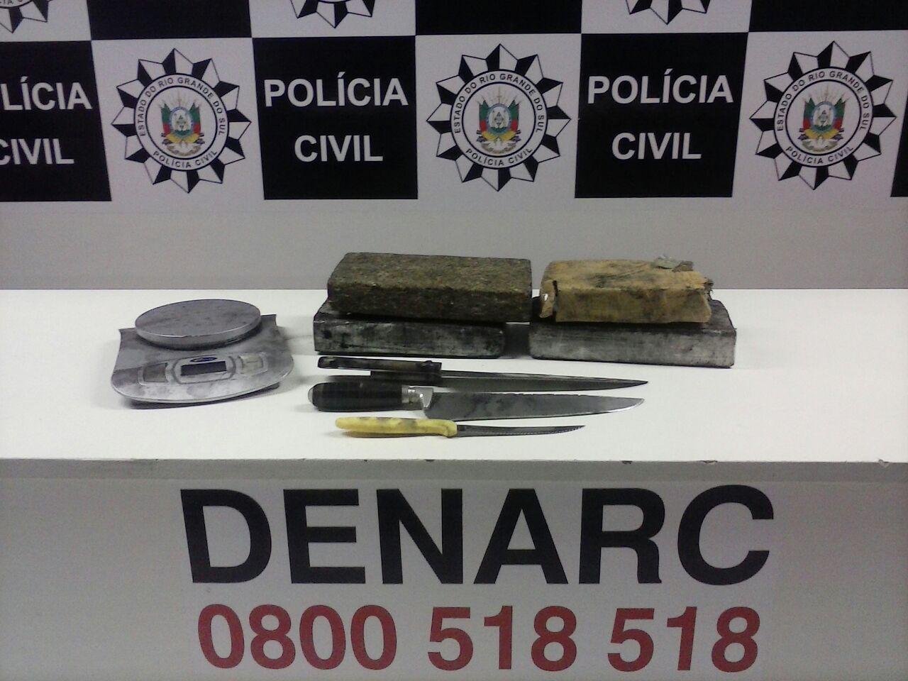 Entorpecente estava escondido em uma cesto de roupas sujas