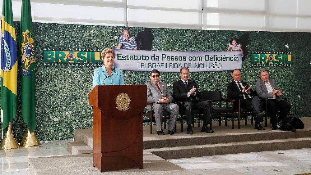 Dilma veta cota para pessoa com defici&ecirc;ncia em empresa com at&eacute; 99 funcion&aacute;rios