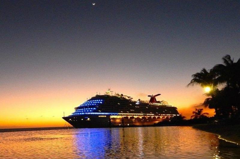 Carnival far&aacute; viagens a Cuba 