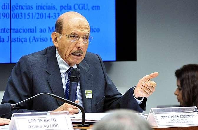 Jorge Hage prestou depoimento &agrave; CPI da Petrobras