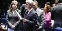 Humberto Costa e Aécio Neves trocam críticas e acusações no Senado