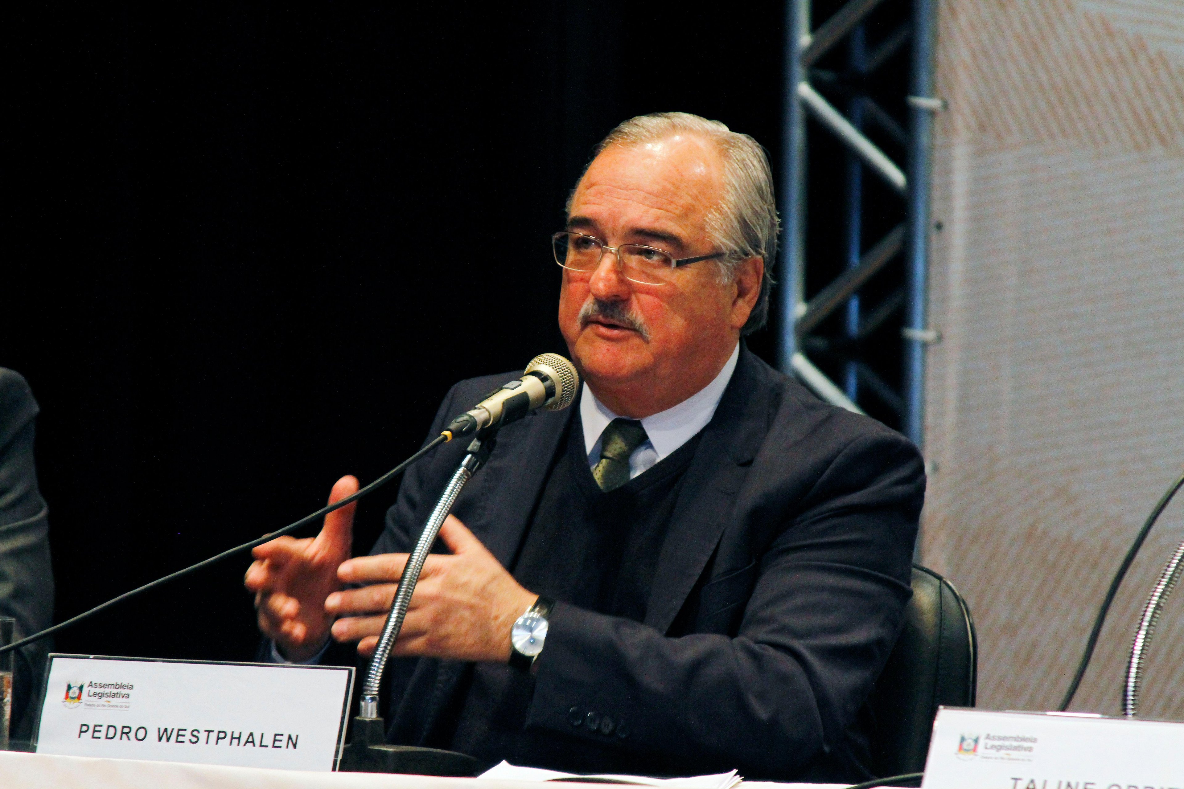 Secret&aacute;rio dos Transportes Pedro Westphalen falou durante o F&oacute;rum dos Grandes Debates