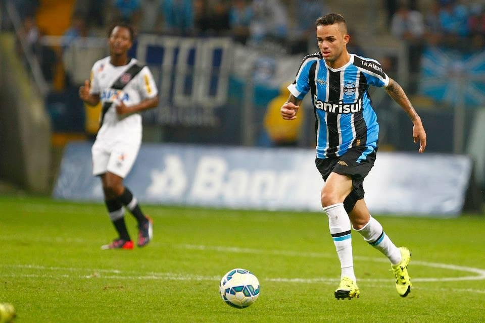 Luan encara o Vasco na Arena