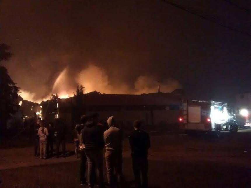 Pr&eacute;dio ficou completamente destru&iacute;do
