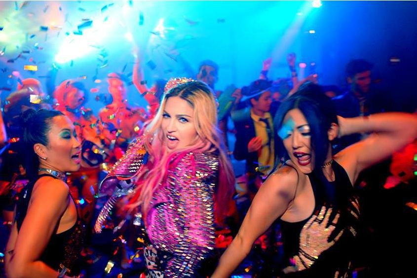 Remix &eacute; assinado pelo DJ Sander Kleinenberg