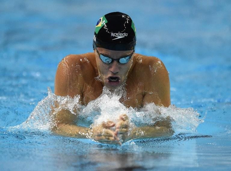 Thiago Pereira avan&ccedil;a sem sustos &agrave; final dos 200m Peito