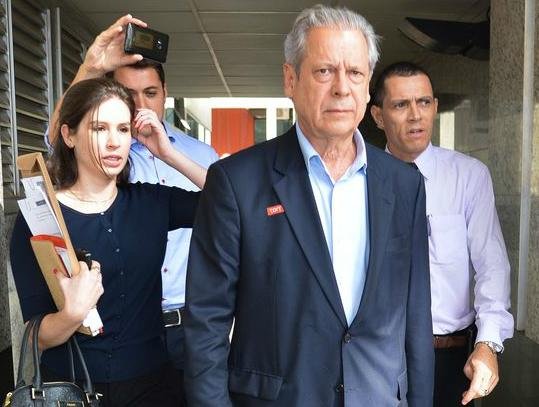 Novo pedido surgiu ap&oacute;s depoimento do lobista Julio Gerin Camargo que afirmou ter pago R$ 4 milh&otilde;es ao ex-ministro 