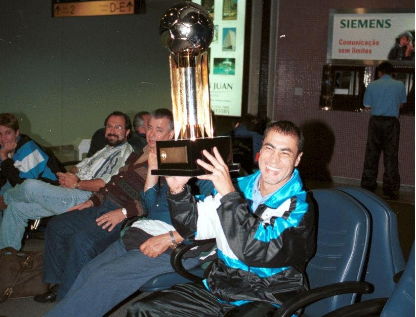 Ar&iacute;lson participou da conquista da Copa Sul em 1999