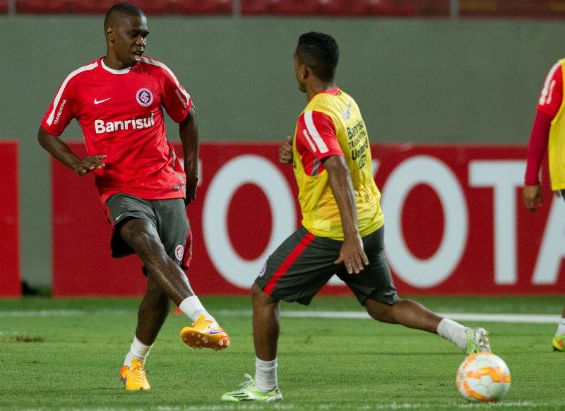 Juan e Sasha devem enfrentar Goi&aacute;s e Tigres 