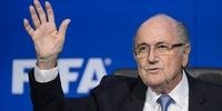 Blatter diz que não será candidato na eleição para presidência da Fifa em 2016