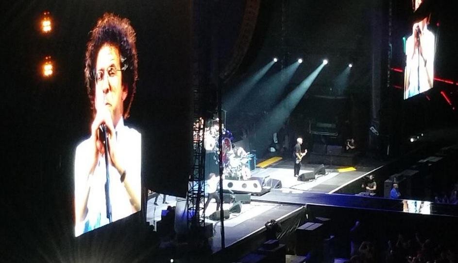 M&eacute;dico cantou "Seven Nation Army", cl&aacute;ssico do White Stripes